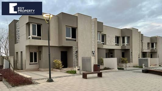 فيلا للبيع موقع مميز 4 غرف باقل سعر في السوق بالتقسيط في بالم هيلز بادية - اكتوبر  Palm Hills Badya
