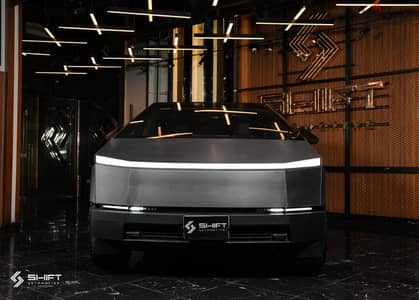 Tesla Cybertruck 2024 "3,800 k. m" (Tri-Motor) سعر خاص داخل المعرض