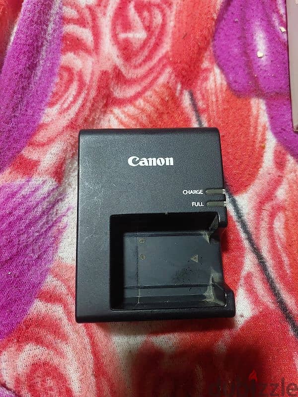 Canon 1200D 3