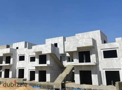 شقه بجاردن علي وصله دهشور للبيع بفيو لاند سكيب في قلب زايد داخل كمبوند V levels امام بيفرلي هيلز