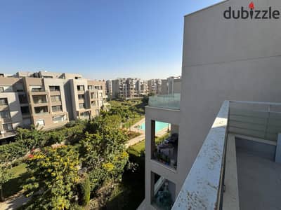 لايجار شقة 3 غرف  مفروشة بالكامل مع مكيفات وأجهزة منزلية فى Village Garden Katameya by Palm Hills