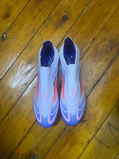 ستارز adidas f50 جديده لم تستخدم مقاس 45