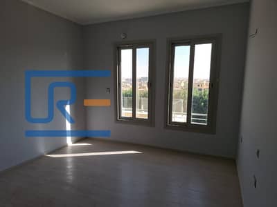 بنتهاوس للإيجار في فيليدج جيت - فارغه