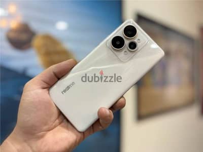 للبيع Realme 15 Pro 5G – جديد متبرشم (بالضمان)