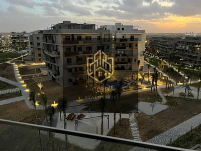 شقة فاخرة للإيجار في سوديك فيليت – V Residence