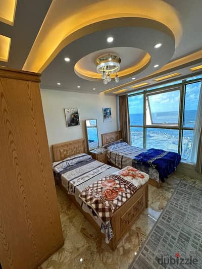  Apartment for rent – ​​First row from the sea – Miami 
