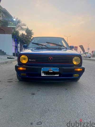 فولكسفاغن جولف 1988