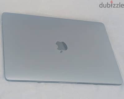 MacBook Pro 13-inch (2019) | Intel i5 | 8 GB RAM | 256 GB SSD