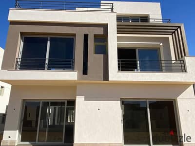 فيلا ريسيل 4 غرف للبيع استلام فوري في كمبوند بالم هيلز التجمع الخامس -Palm Hills New Cairo