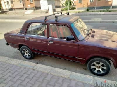 لادا 2105 1995