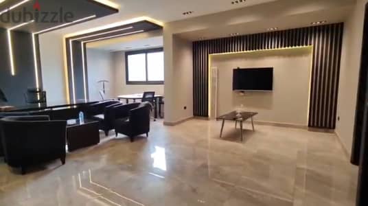 يوجد علامة تجارية ورخصة