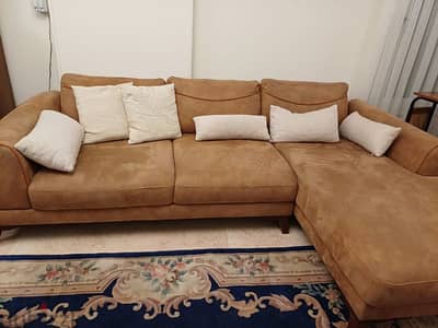 ركنة L لقطة