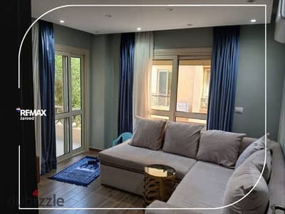 شقة  بحديقة  خاصة  بدبل فيو-  تشطيب سوبر لوكس - مفروشة  بالكامل في الخمايل