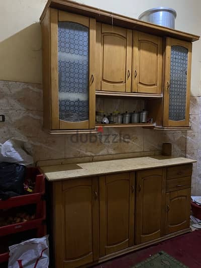 مطبخ خشب كامل بالرخامه