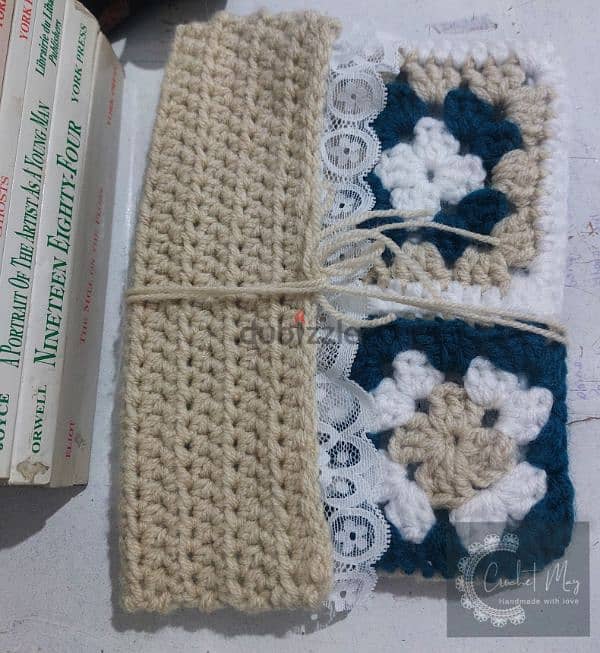 Crochet book cover 2