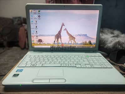 Laptop Toshiba Satellite C660