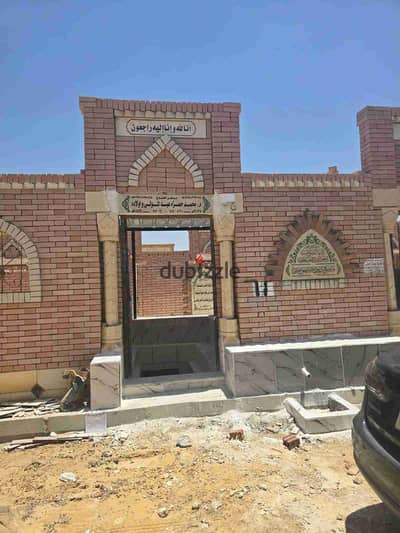 مدفن للبيع في مقابر القاهره الجديده اول طريق العين السخنه مدفن مميز جدا سهل الوصول الى موقع مميز جدا مرخصة من المحافظه نقل ملكيه في المحافظه استلام فوري مبنى بكامل مشطب على السلام