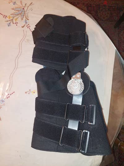 دعامة ركبة عداد زاوية