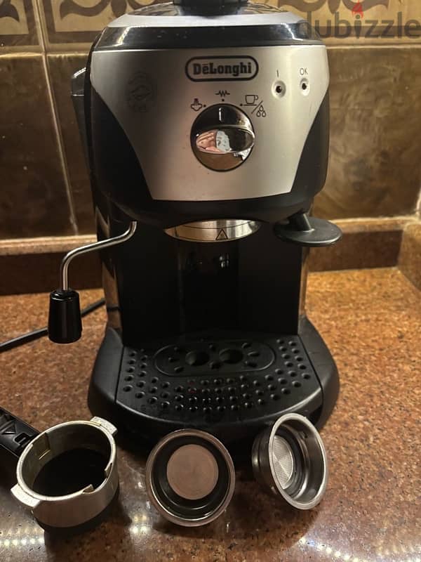 delongi coffee machine 2