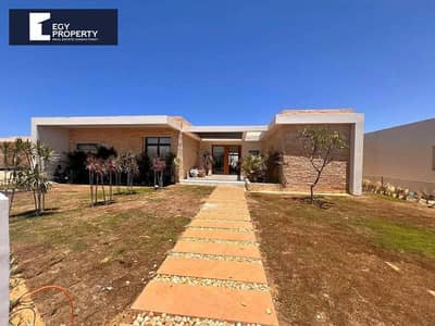 Direct on Lagoon Fully Finished Villa for Sale in Silver Sands - North Coast