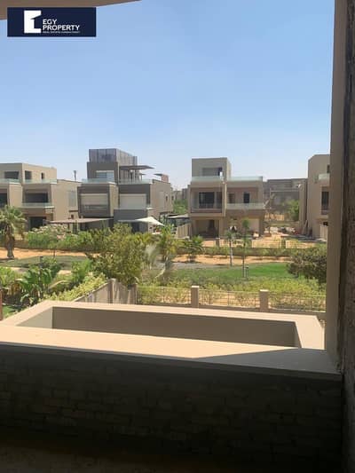 استلام فوري توين هاوس فيلا للبيع في بالم هيلز قطامية اكستينشن  Palm Hills Katameya Extension