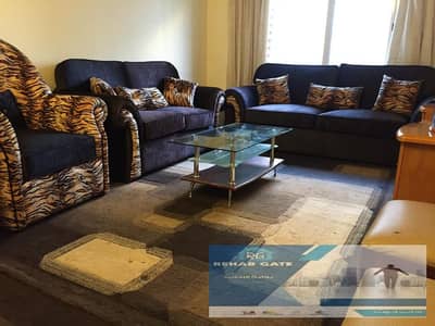 Furnished apartment for rent in Al Rehab City, opposite Ahmed Afifi Mosque, the restaurant area, and the old commercial market. 3 bedrooms, 2 bathroom
