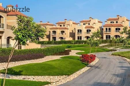 فيلا متشطبة بموقع مميز استلام فوري جاهزه للمعاينة و السكن بكمبوند لافيسا سيتي