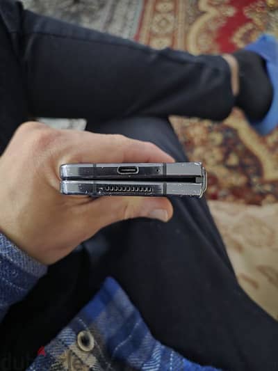 samsung z fold 4 بحاله ممتازه