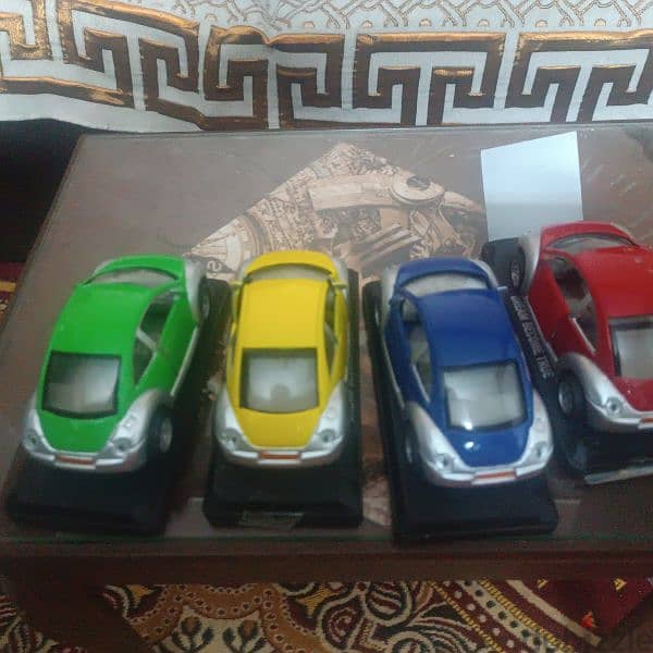 سيارة لعبة 7