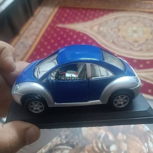 سيارة لعبة 11