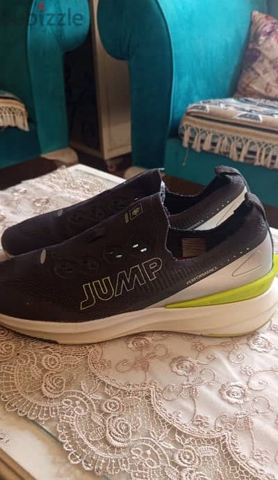 كوتشى ماركه Jump اصلى من الكويت مقاس ٤٥