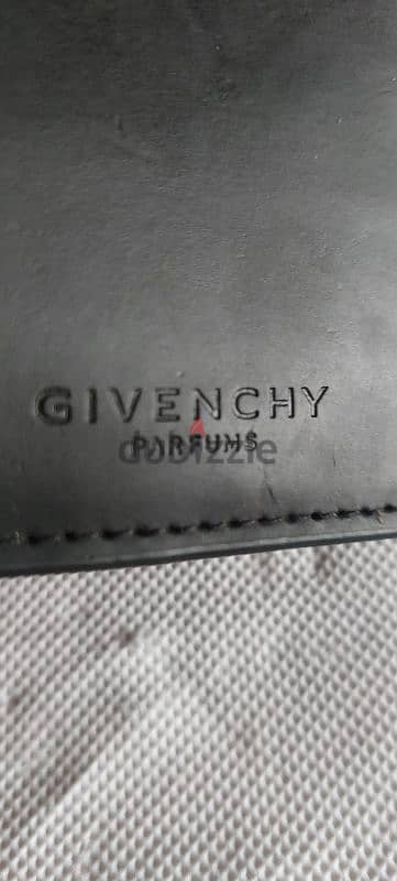 Givenchy original 2