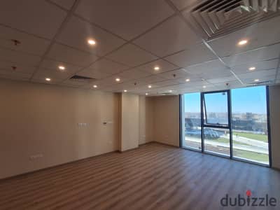 Luxury Office for Rent in Hyde Park Business District