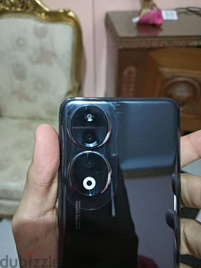 Honor 90
