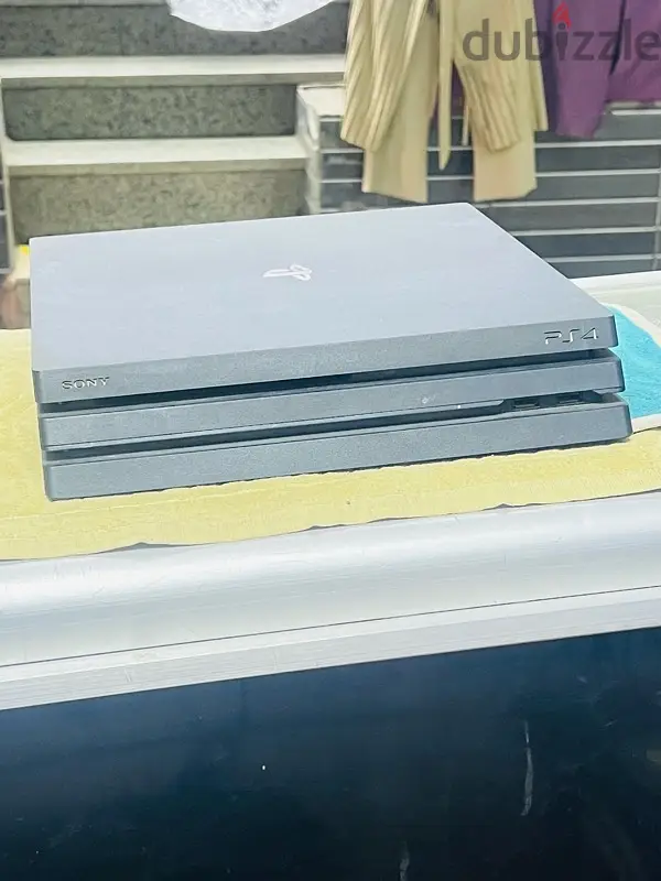 PS4 pro65598322468482122