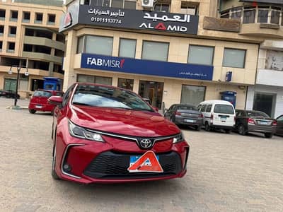 متاح للإيجار تويوتا كرولا زيرو