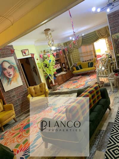 First District, Sheikh Zayed City – Next to Americana Plaza & Engineering College, Giza, Egypt 