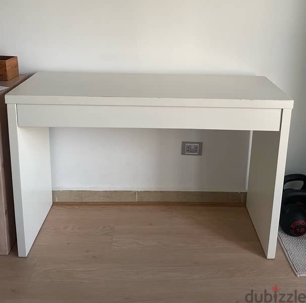 Desk | office 8