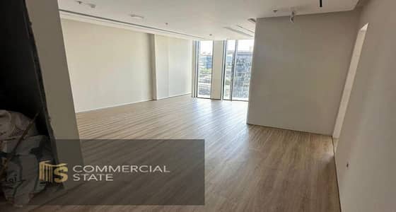 Finished Office 190m at CFC for Rent-New Cairo
