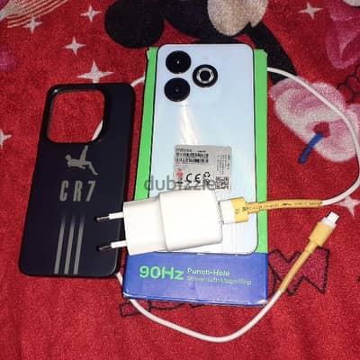 Infinix Smart 8  128g 4+4Ram