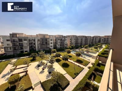 بموقع خيالي بنتهاوس متشطب بالكامل للبيع في  المراسم فيفث سكوير - القاهرة الجديدة