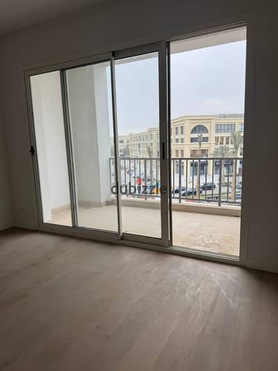 Apartment for sale in Mivida, 90 meters, in a prime location and at a great price, finished with kitchen