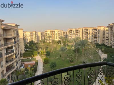For rent an apartment of 211 meters, new law, special finishing