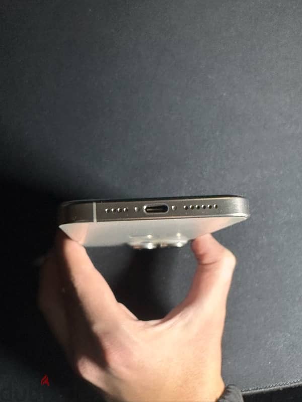 IPhone 15 Pro Max 3