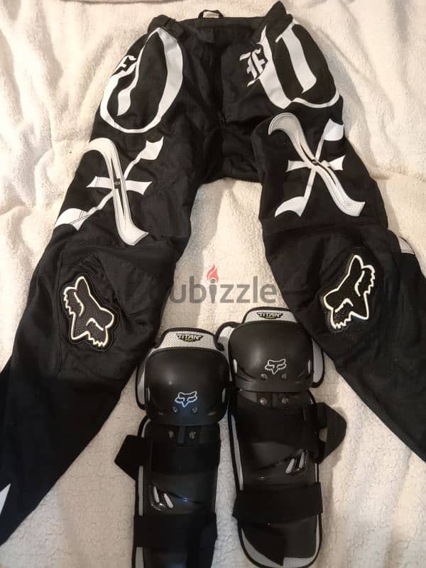 motorcycle trouser fox and leg protector 1