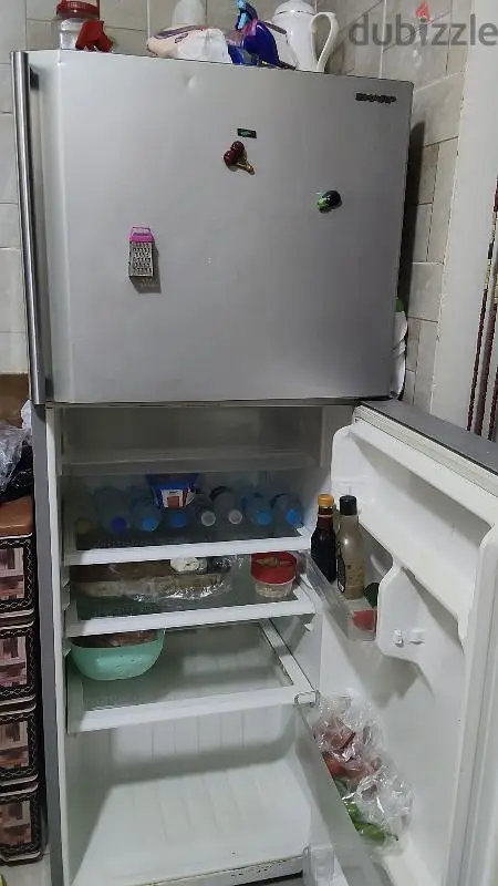 تلاجه شارب
