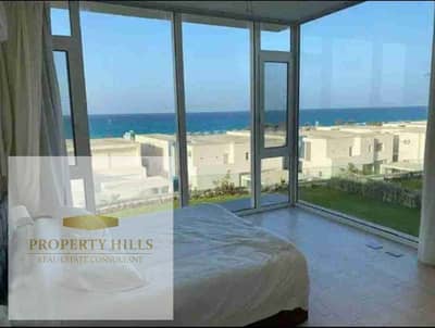 3 rooms for sale at Fouka Bay directly on the sea in the North Coast