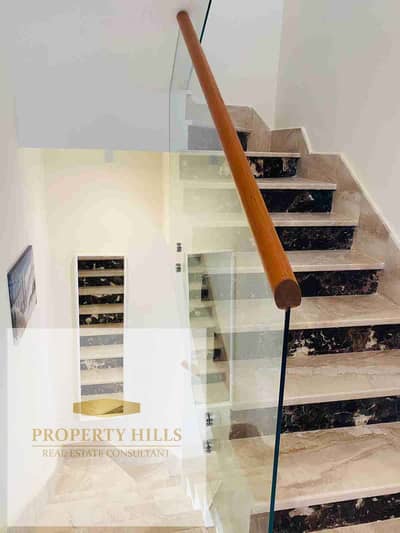 Town Corner divided floors for sale at the lowest price in La Mirada Compound