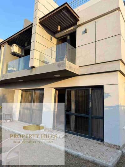 تاون هاوس للبيع بجوار الجولدن سكوير في the valleys