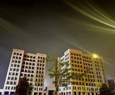 امتلك مكتب متشطب بالتكييفات في قلب الشيخ في ابراج 2O5 و بسعر مميز جدا